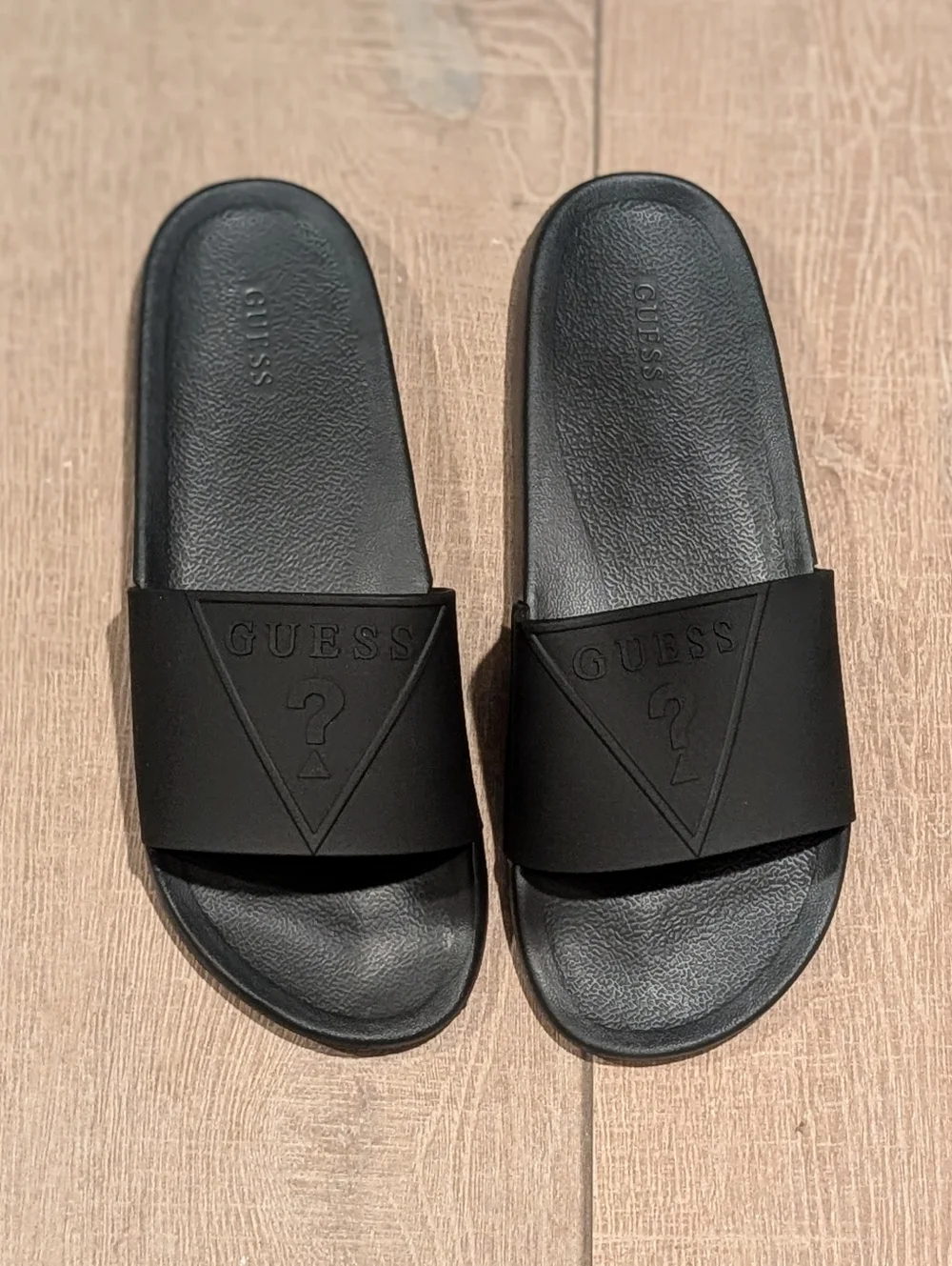 GUESS Estol Black Men's Slide Sandals with Embossed Logo Size 12